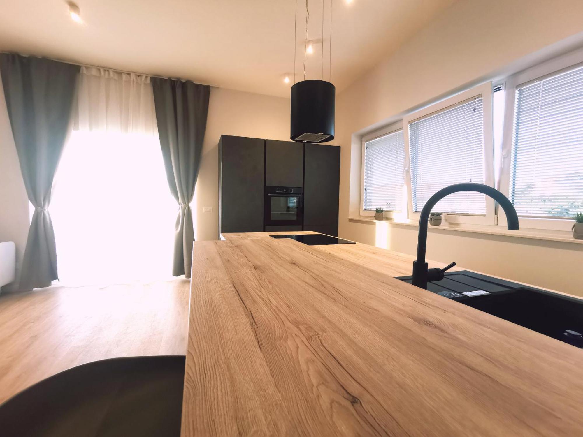 Villa Kora - Luxury Holiday Apartments ลุมบาร์ดา ภายนอก รูปภาพ
