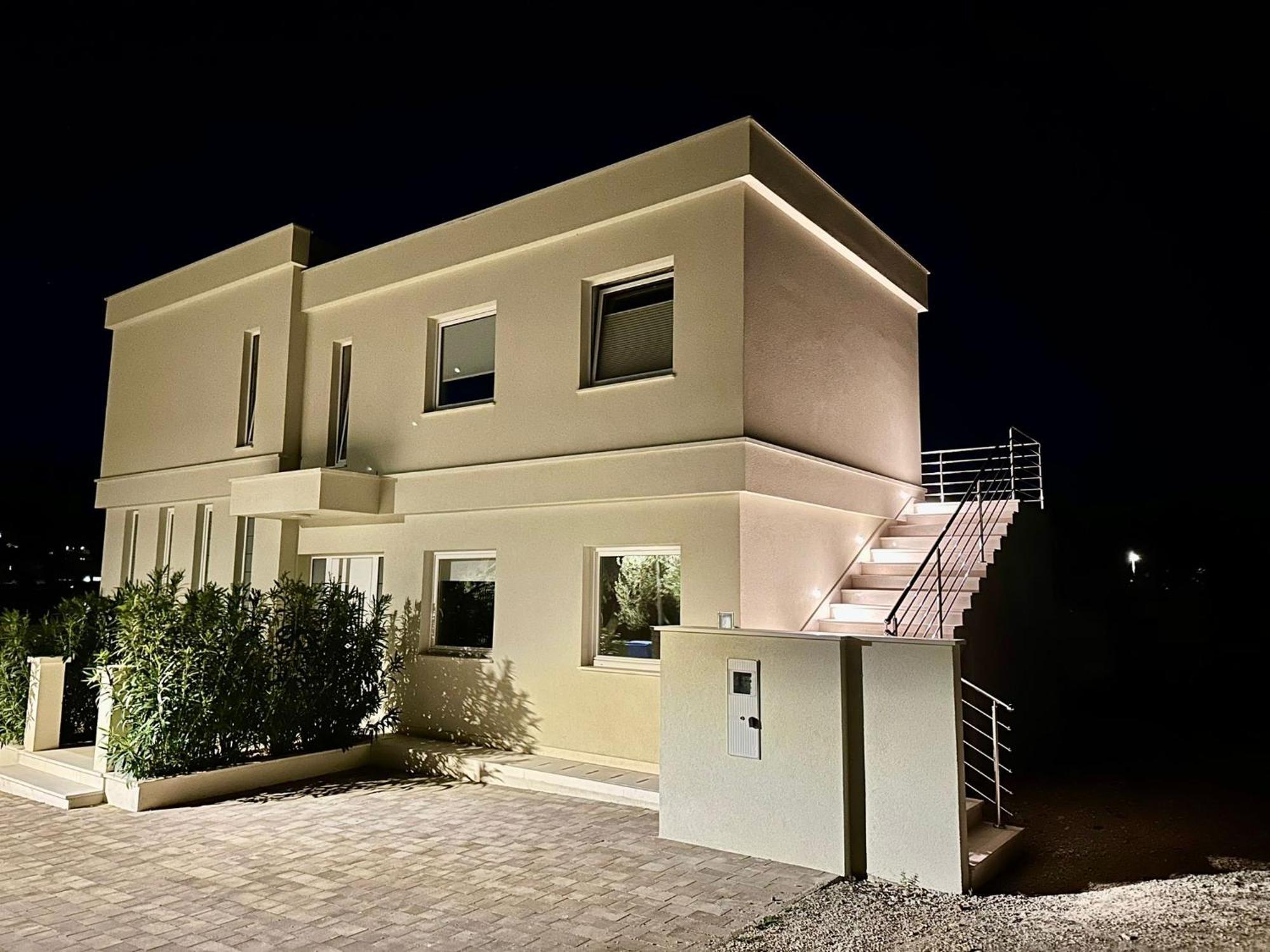 Villa Kora - Luxury Holiday Apartments ลุมบาร์ดา ภายนอก รูปภาพ