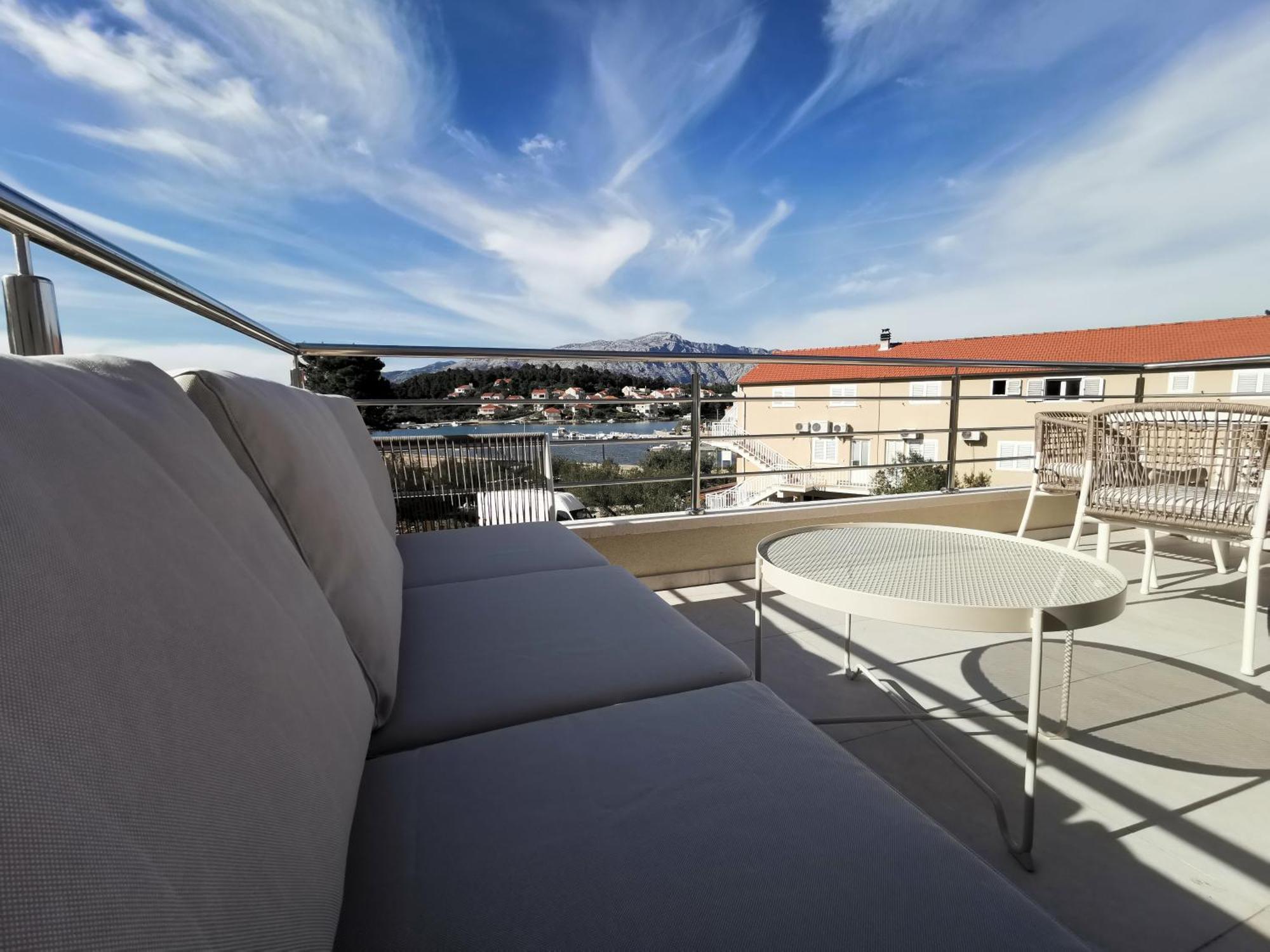 Villa Kora - Luxury Holiday Apartments ลุมบาร์ดา ภายนอก รูปภาพ