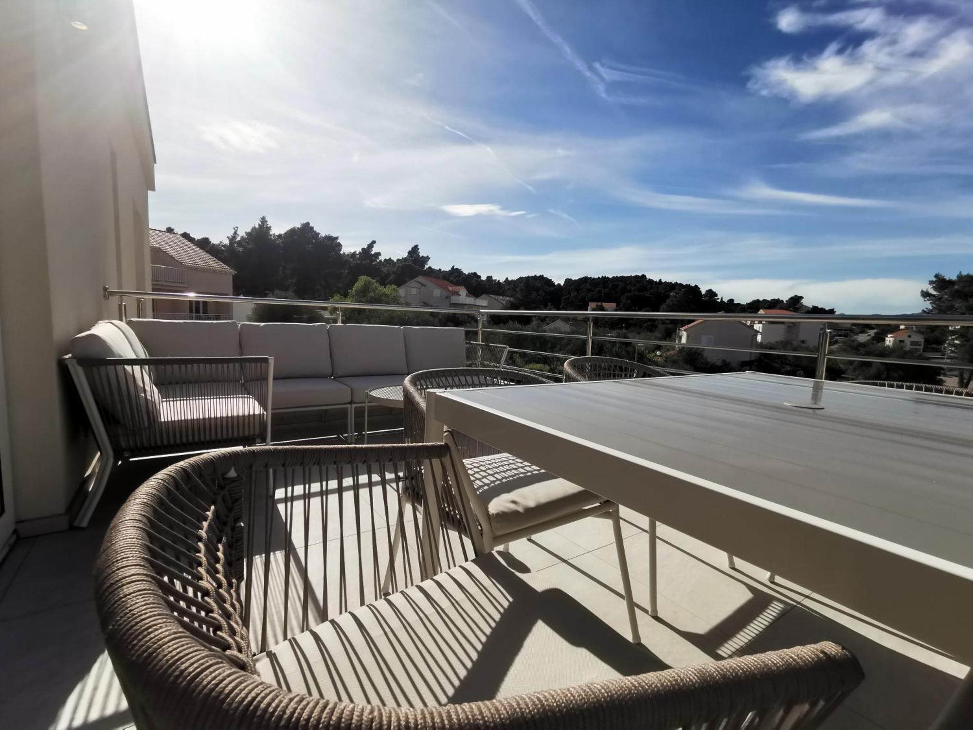 Villa Kora - Luxury Holiday Apartments ลุมบาร์ดา ภายนอก รูปภาพ