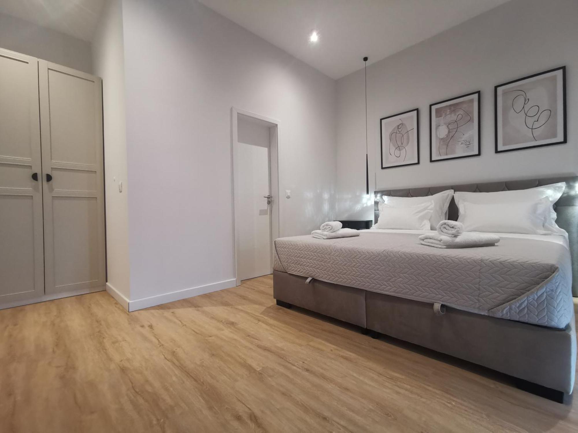 Villa Kora - Luxury Holiday Apartments ลุมบาร์ดา ภายนอก รูปภาพ